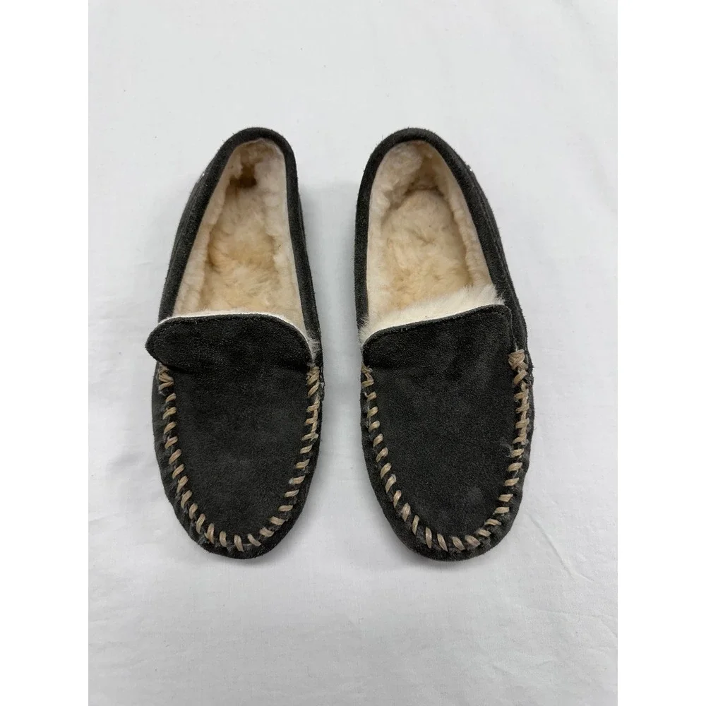 Minnetonka Kids Suede Sheepskin Lined Moccasin Slippers Shoes‎ Size 5 Gray